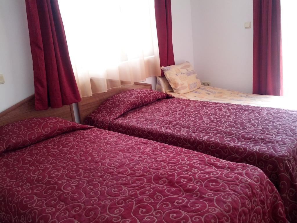 Byala Perla Family Hotel Chambre photo