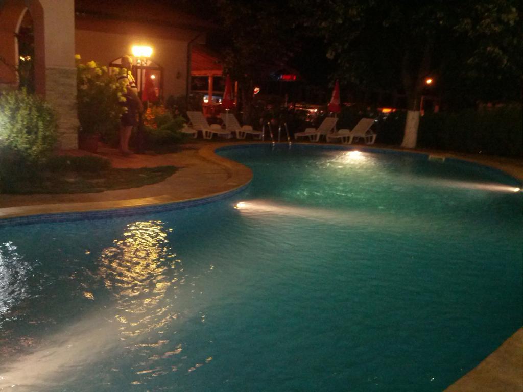 Byala Perla Family Hotel Extérieur photo