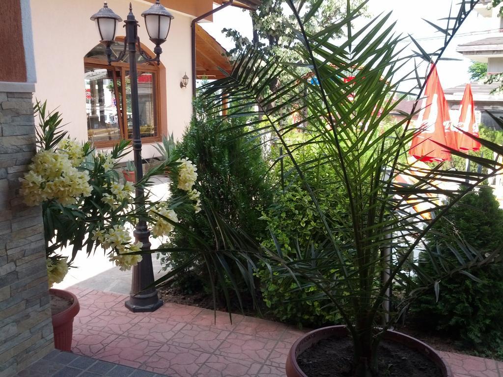 Byala Perla Family Hotel Extérieur photo