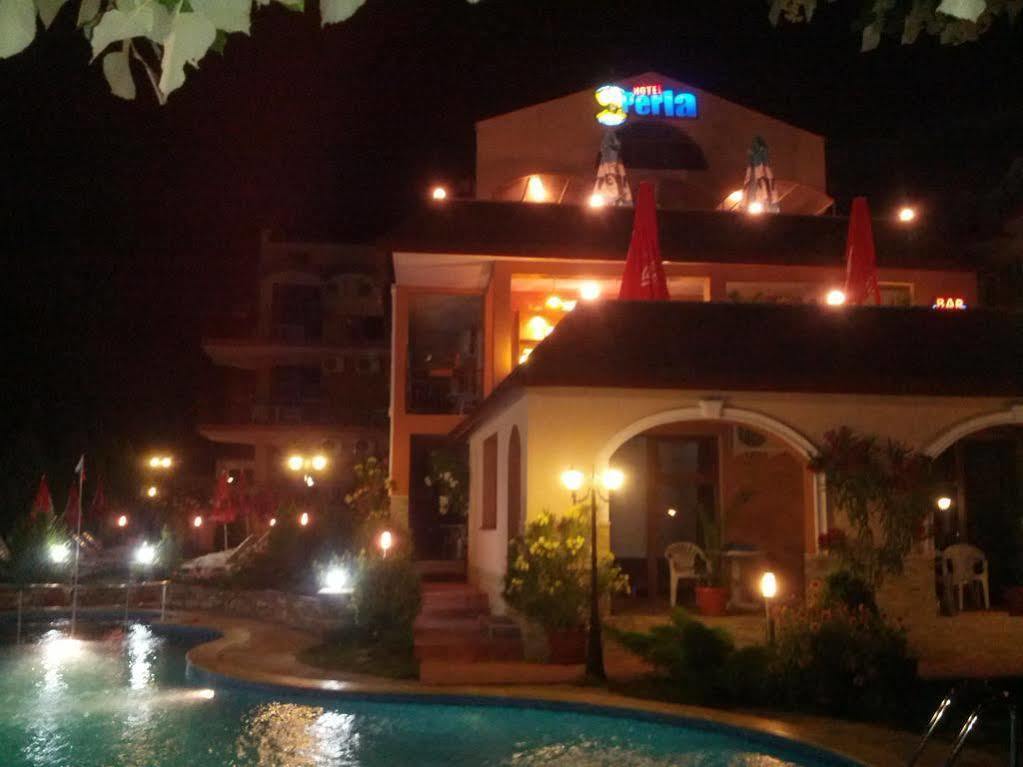 Byala Perla Family Hotel Extérieur photo